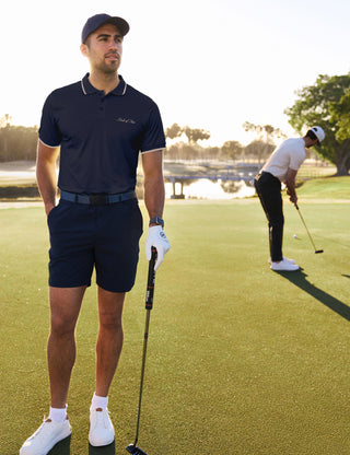 DYNAMIC SHORT